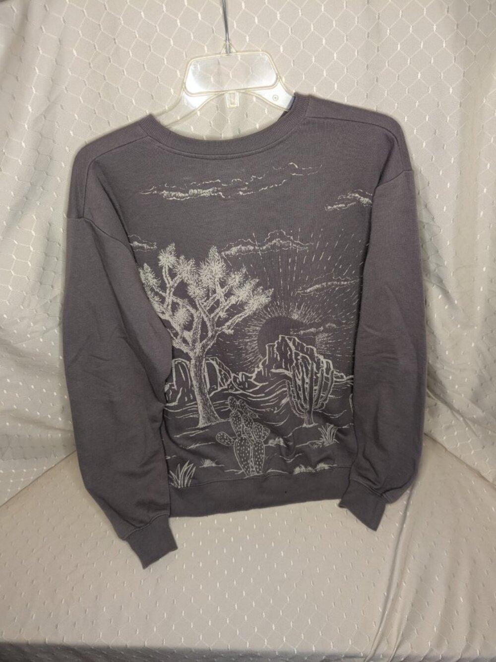 Joshua Tree Sweatshirt - Picture 2 of 3